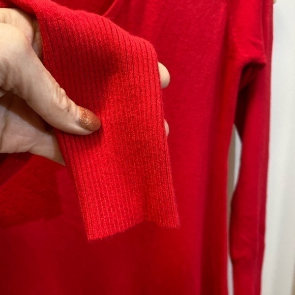 P luca milano Red Sweater Dress. - Picture 5 of 13